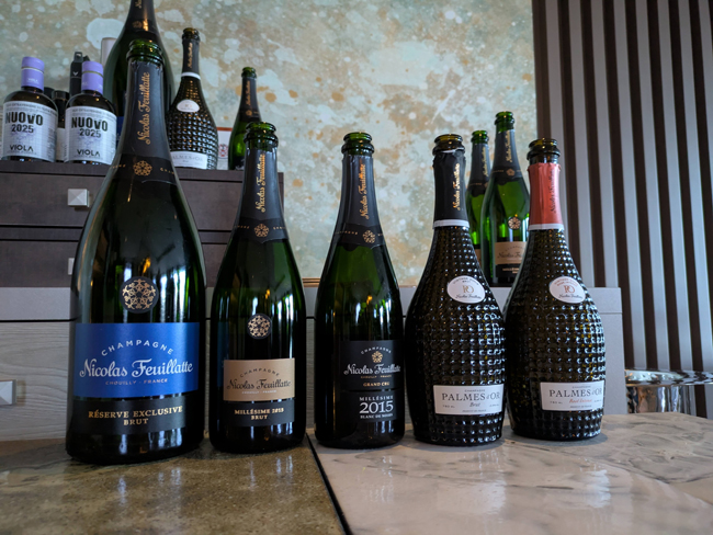 Nicolas Feuillatte Champagne bouteilles
